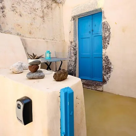 Kastelli , Santorini House For 4 Persons By Mps Σπίτι διακοπών Εμπορειό