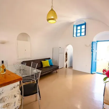 Kastelli , Santorini House For 4 Persons By Mps *